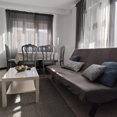 Piso Centrico Cerca De La Playa Appartement